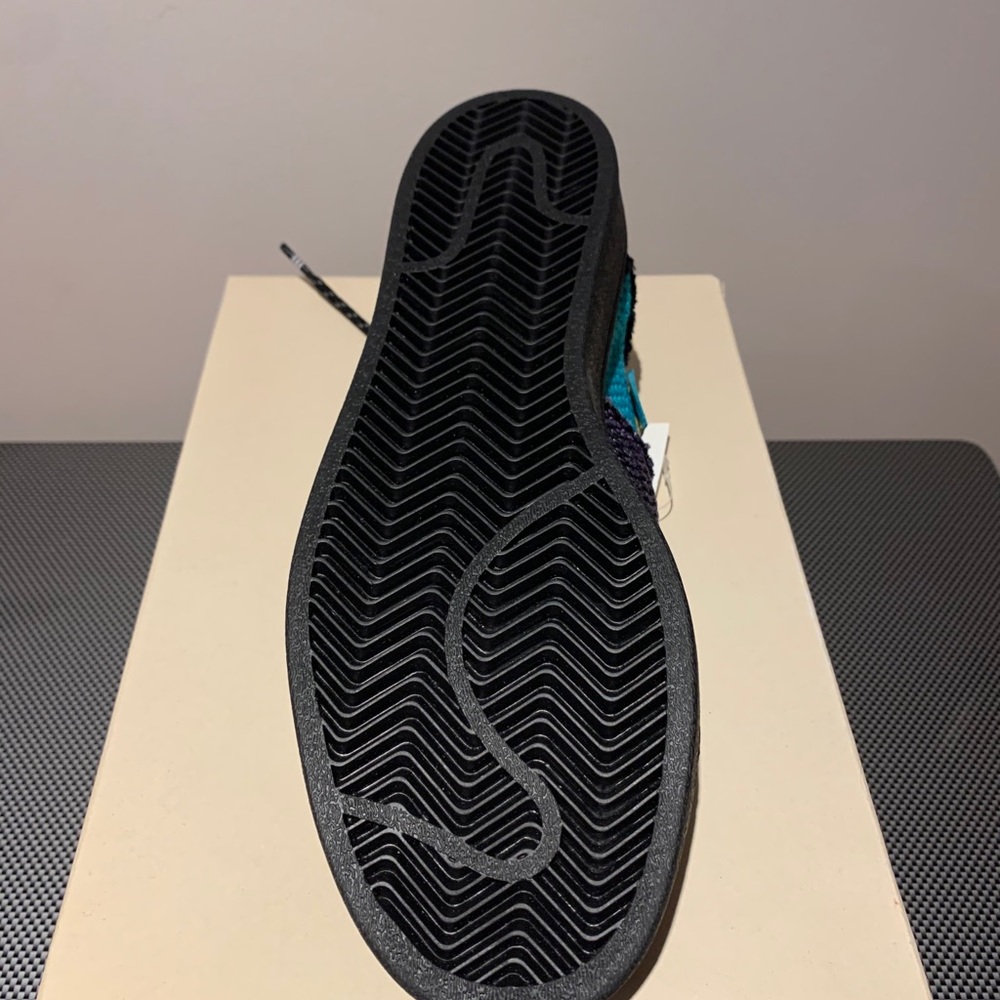❌SOLD❌Pharrell x Human Race Superstars -NWT! - Picture 4 of 5